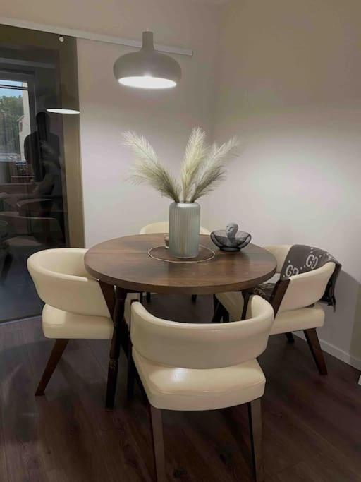 New Luxury Furnished Apartment - Beach, Varna Center & Fast Wi-Fi ภายนอก รูปภาพ